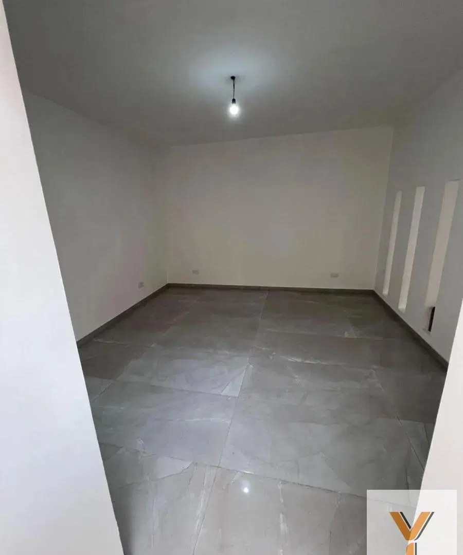 Casa en Venta - 2 Dormitorios 2 Baños - 212mts - Parque Avellaneda 1