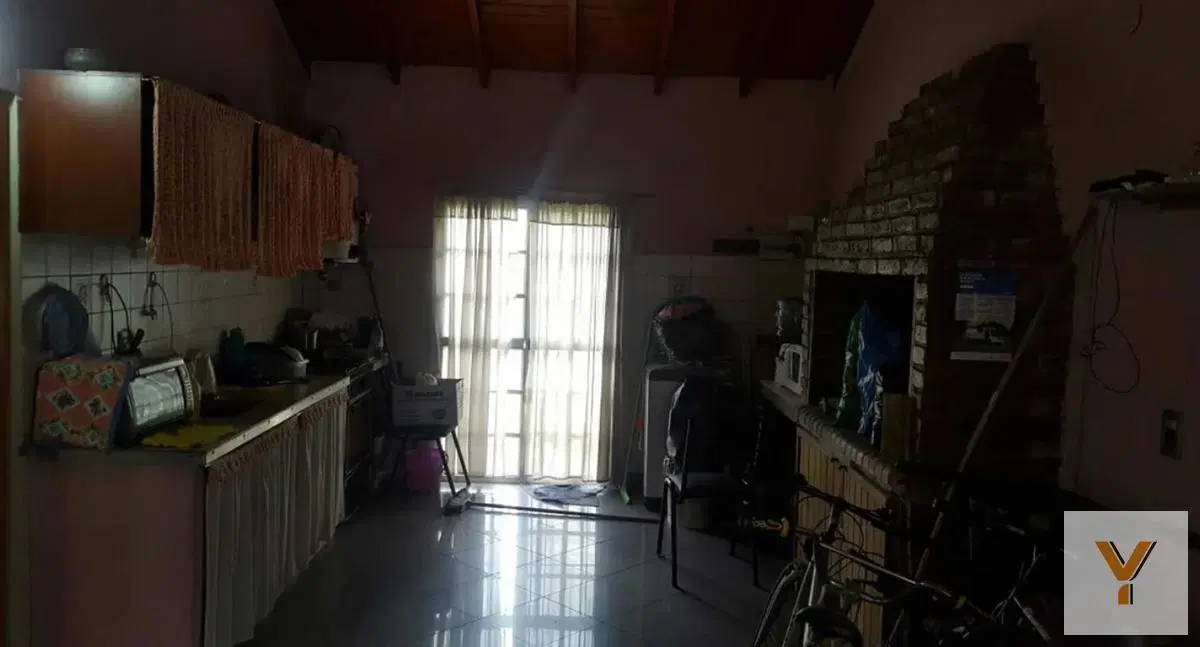 Casa venta - 2 dormitorios 1 baño - 400mts2 totales - La Capilla 1