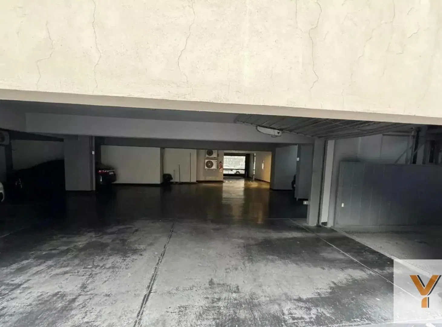 Cochera en venta - 15Mts2 - Villa Urquiza 3