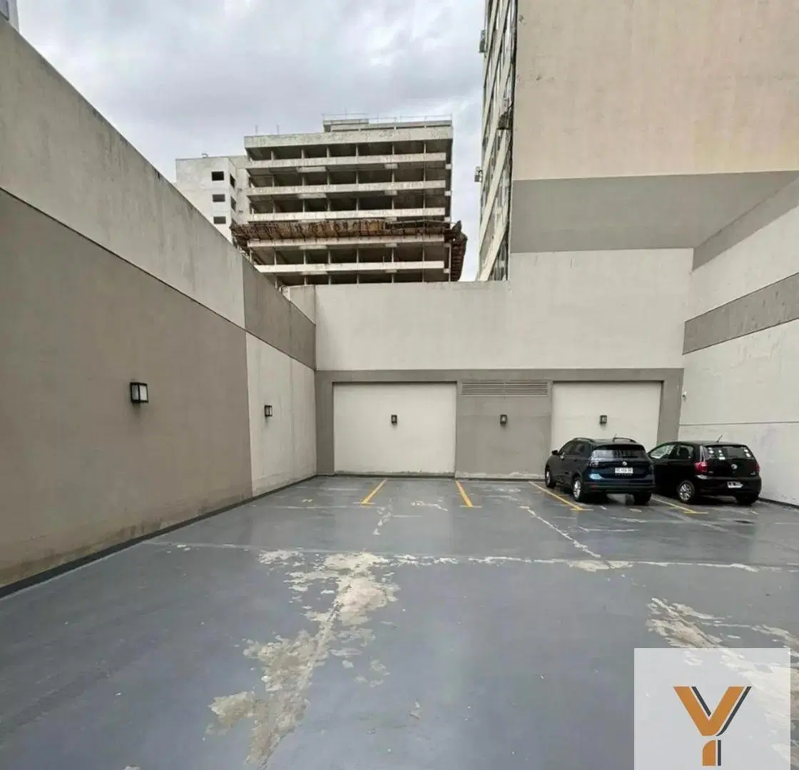 Cochera en venta - 15Mts2 - Villa Urquiza 4