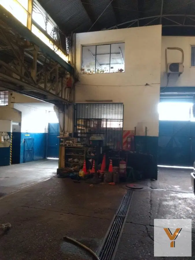Depósito en venta - 760mts2 - Dock Sud 1