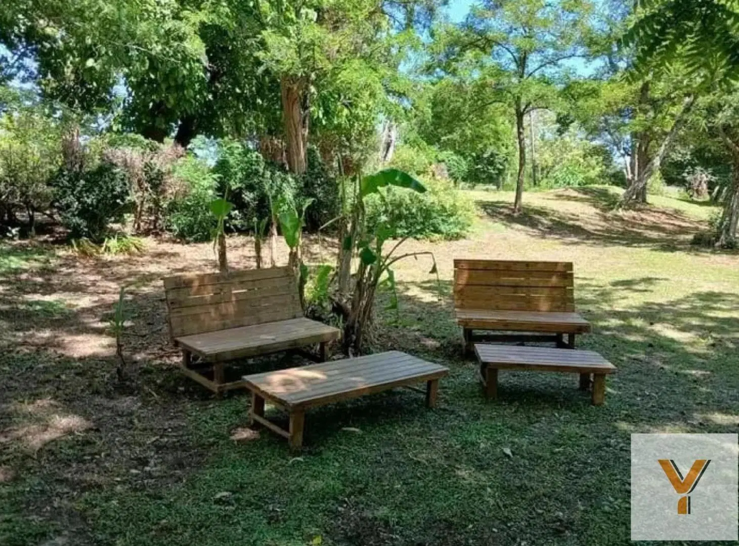 Edificio Comercial en venta - 10 Dormitorios 7 Baños - Berisso 2