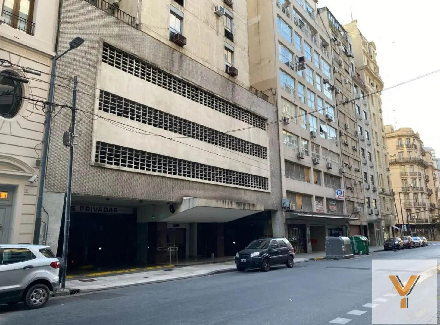 Cochera en venta - 12Mts2 - San Nicolás 3