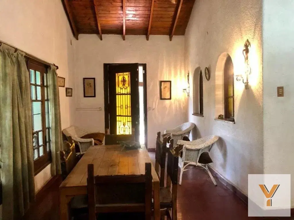 Casa en venta - 3 Dormitorios 3 Baños - 2.000Mts2 - Ingeniero Maschwitz 3