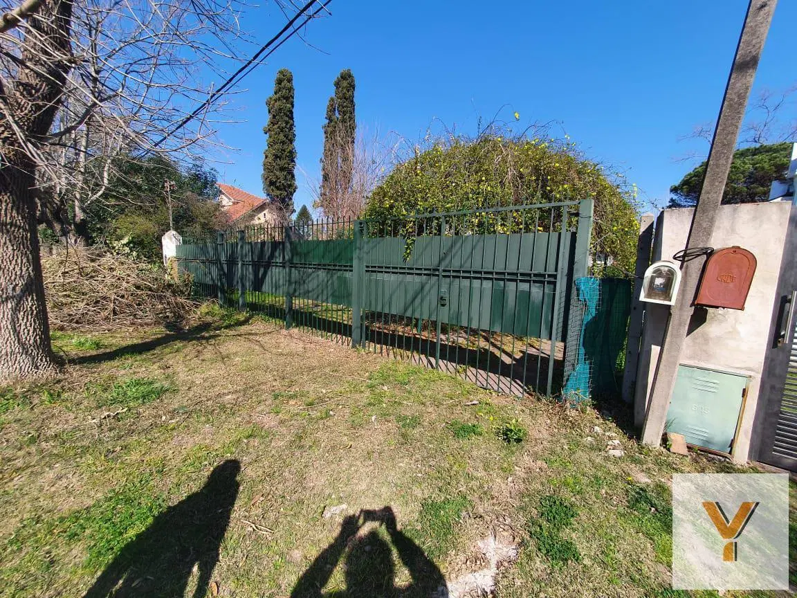 Casa en venta - 1 Dormitorio 1 Baño - Cochera - 712 mts2 - Manuel B. Gonnet, La Plata 5