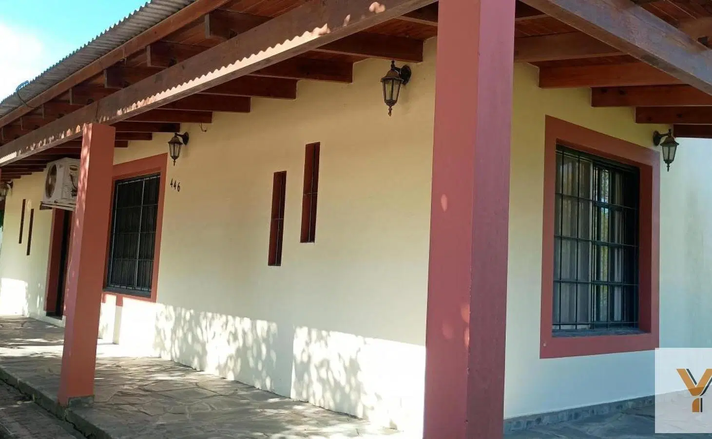 Casa en Venta - 2 Dormitorios 2 Baños - 954mts - Ensenada 1