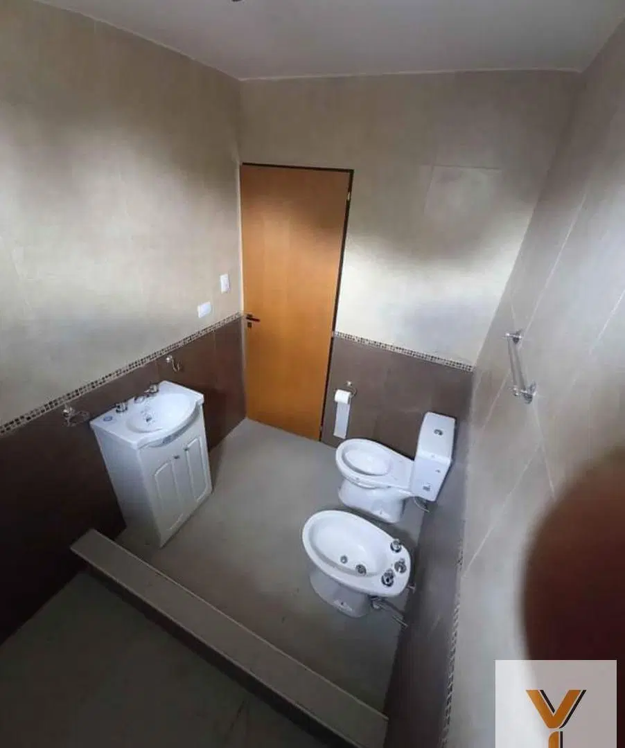 Departamento en venta - 1 Dormitorio 1 Baño - Cochera - 68Mts2 - Luis Guillón, Esteban Echeverria 5
