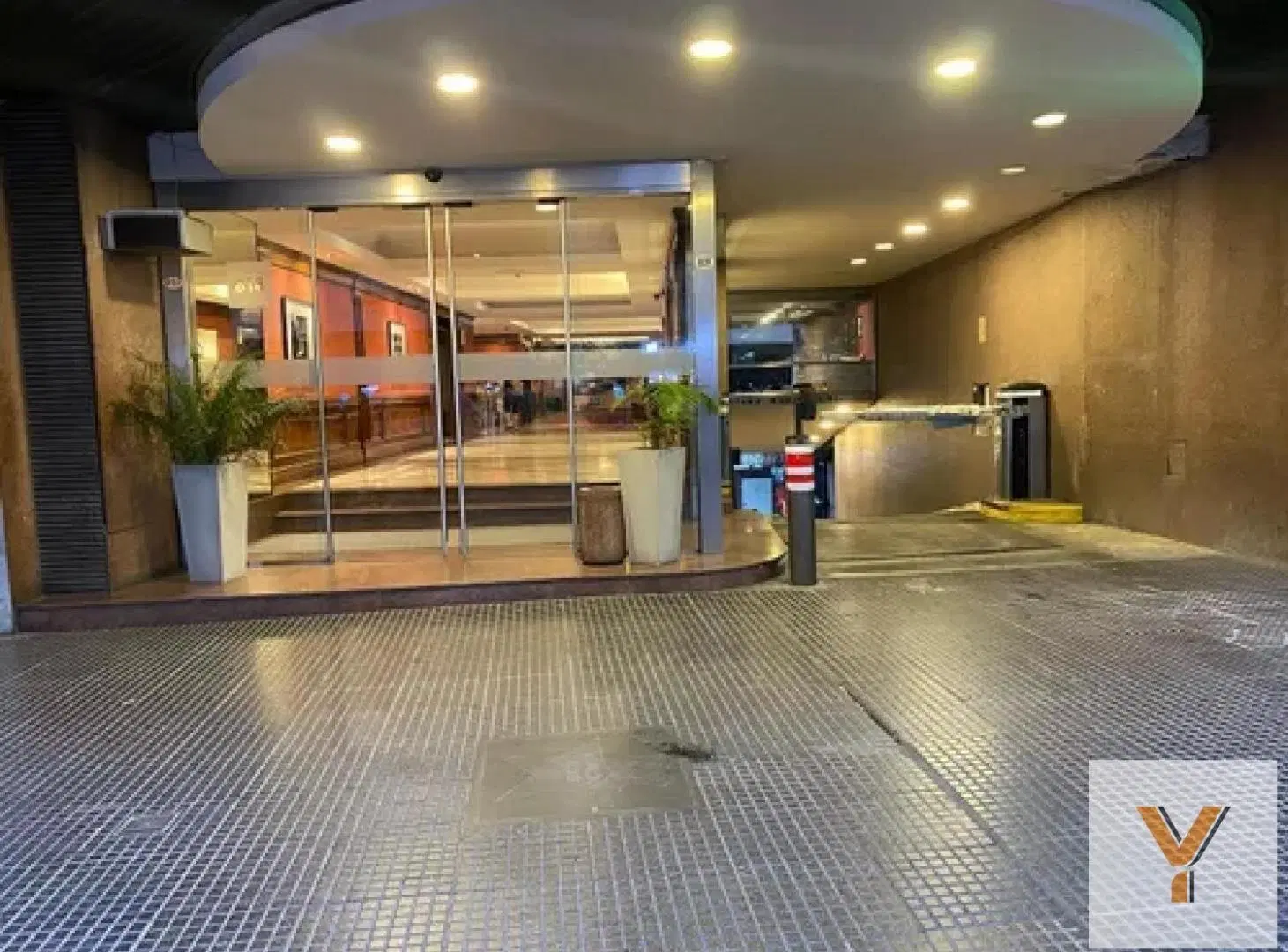 Cochera en venta - 16Mts2 - San Nicolás 2
