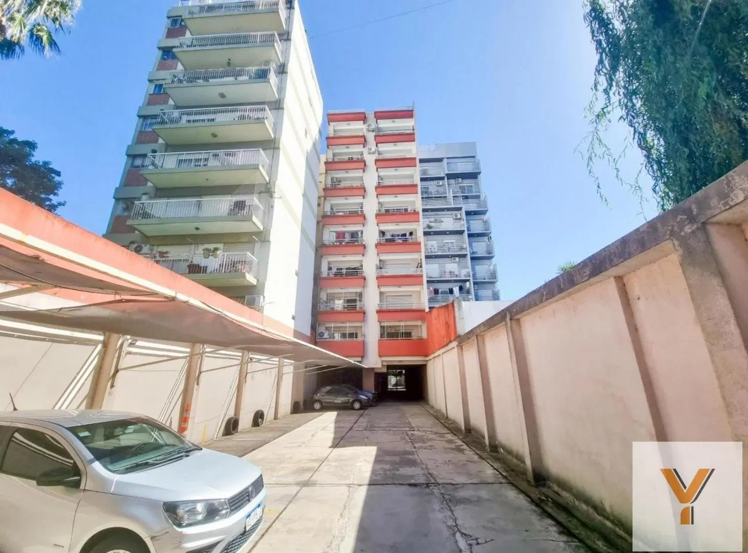Cochera en Venta - - 12mts - Flores 2