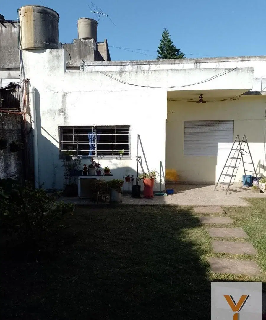 Casa en Moron Sur 2