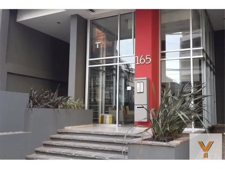 Cochera en venta - 12Mts2 - Lomas de Zamora 4