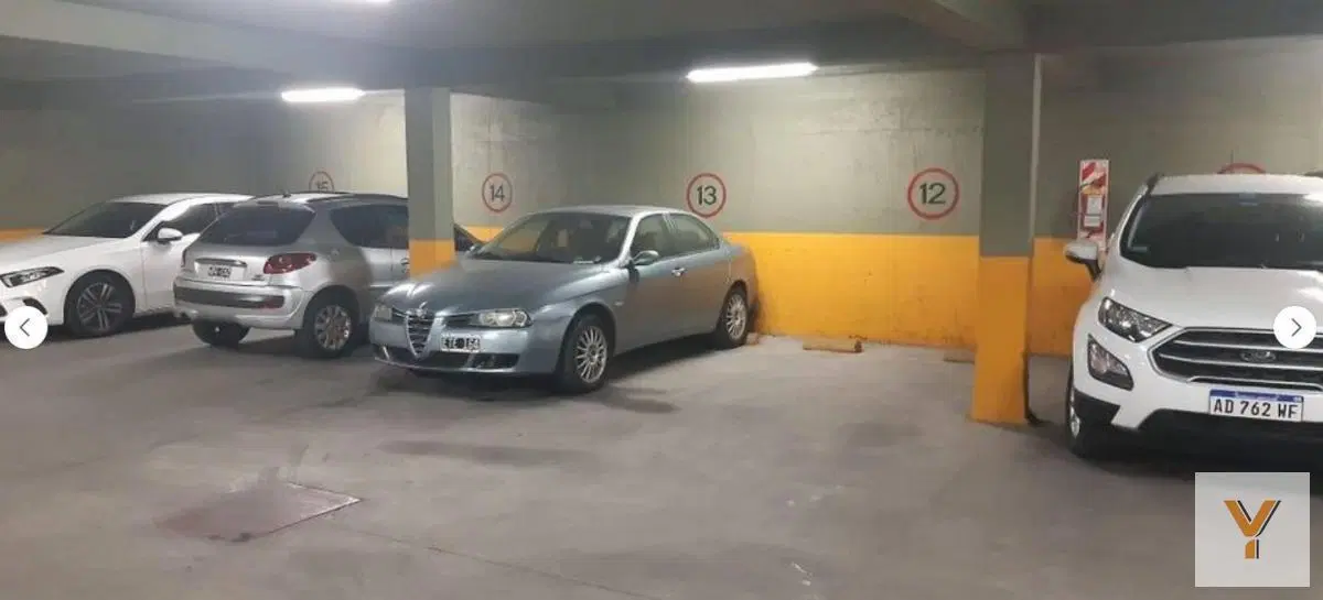 Cochera en venta - 12Mts2 - Lomas de Zamora 3