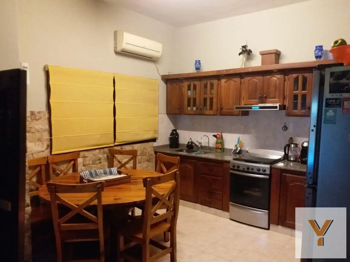 Casa en venta - 3 Dormitorios 2 Baños - Cochera - 300Mts2 - San Justo, La Matanza 4