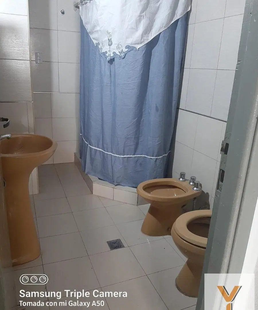 Casa en venta - 3 dormitorios 1 baño - 420 mts2 - Camet 5