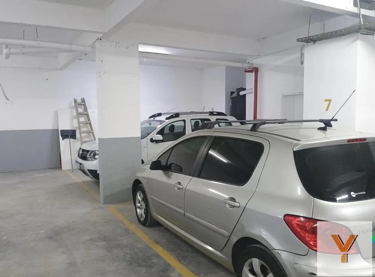 Cochera en venta - 15Mts2 - San Cristóbal 4