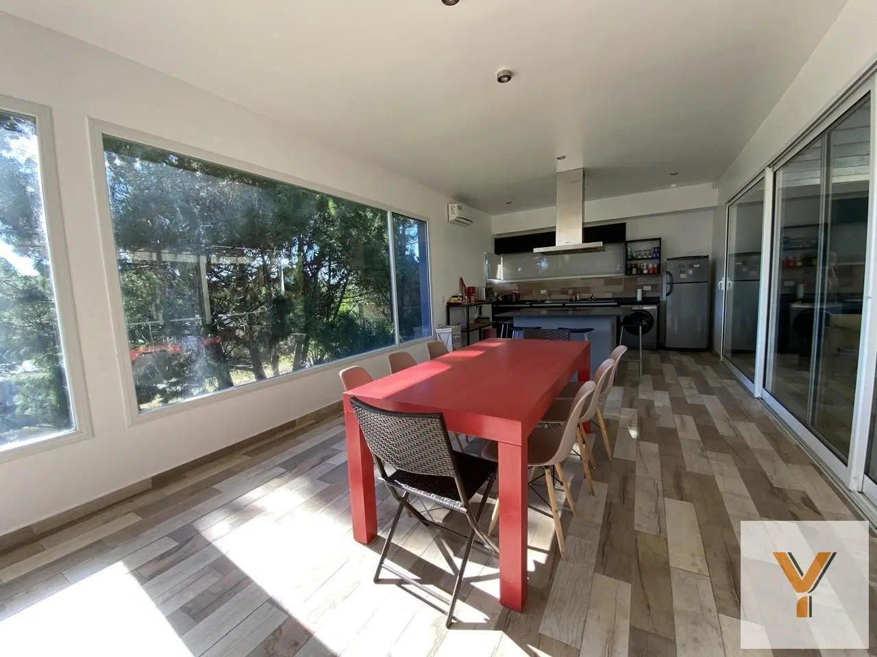Casa en Venta - 3 Dormitorios 3 Baños - 1000mts - Costa Esmeralda 1