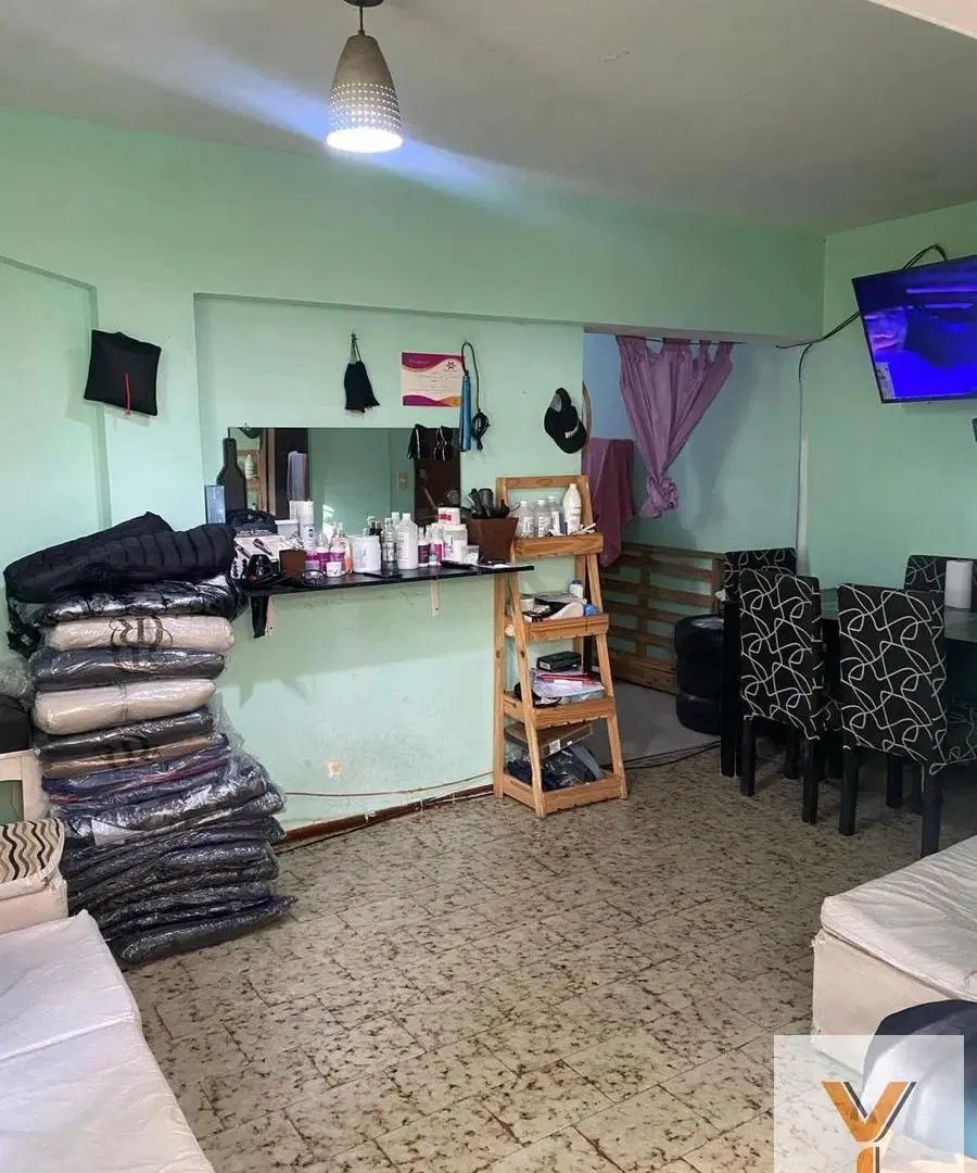 Departamento en venta - 3 Dormitorios 1 Baño - Avellaneda 4