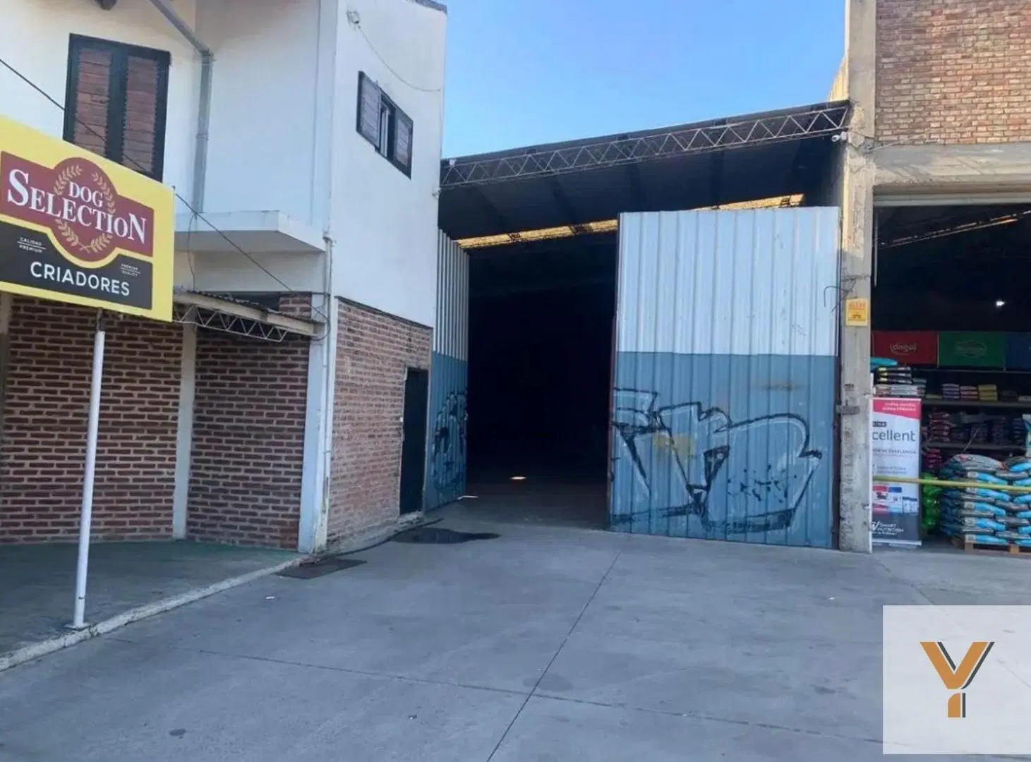 Depósito en Alquiler - 1 Baño - 325mts - Almirante Brown 4