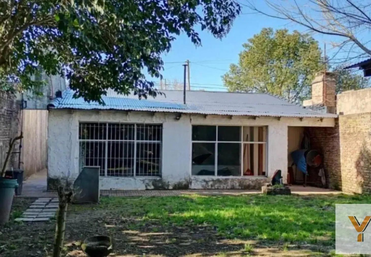 Casa en Venta - 2 Dormitorios 1 Baño - 320mts - Villa Elisa 3