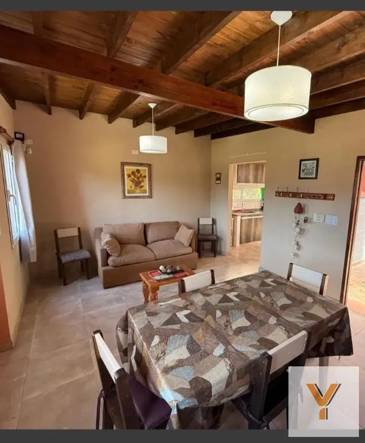 Casa en Venta - 3 Dormitorios 1 Baño - 312mts - Mar Azul 3