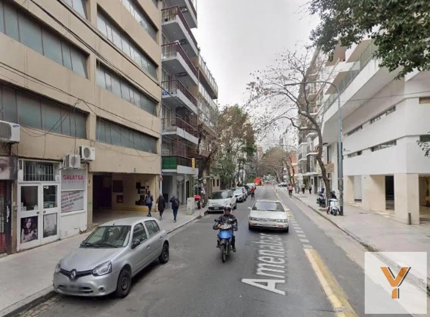 Cochera en venta - 17mts2 - Belgrano 8
