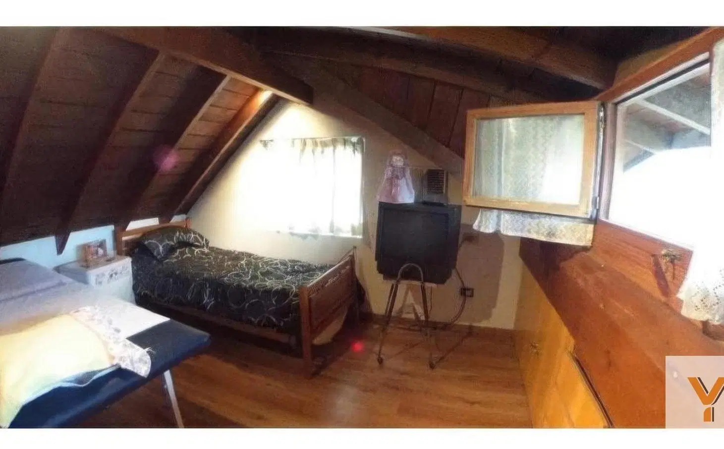 Casa en venta - 4 Dormitorios 3 Baños 1 Cochera - 300Mts2 - Ituzaingó 2