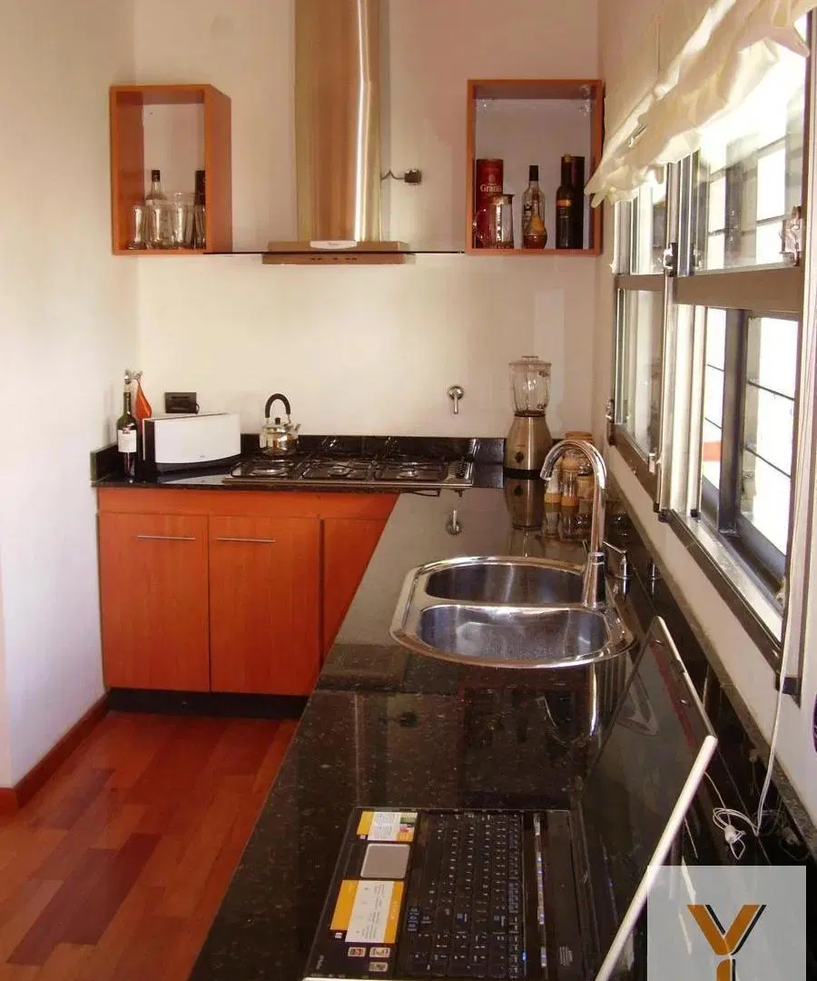Casa en venta - 3 Dormitorios 2 Baños - 211Mts2 - San Pedro 2