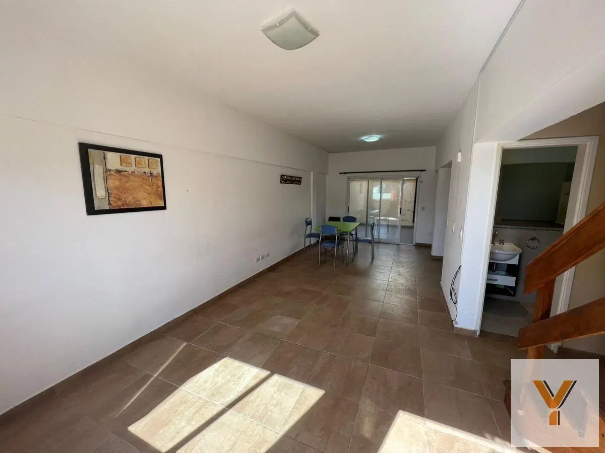 Departamento en venta - 2 dormitorios baño toilette - patio - 80mts2 - Pinamar 4