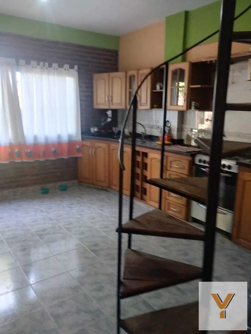 Casa en venta - 2 Dormitorios 1 Baño - Merlo 2