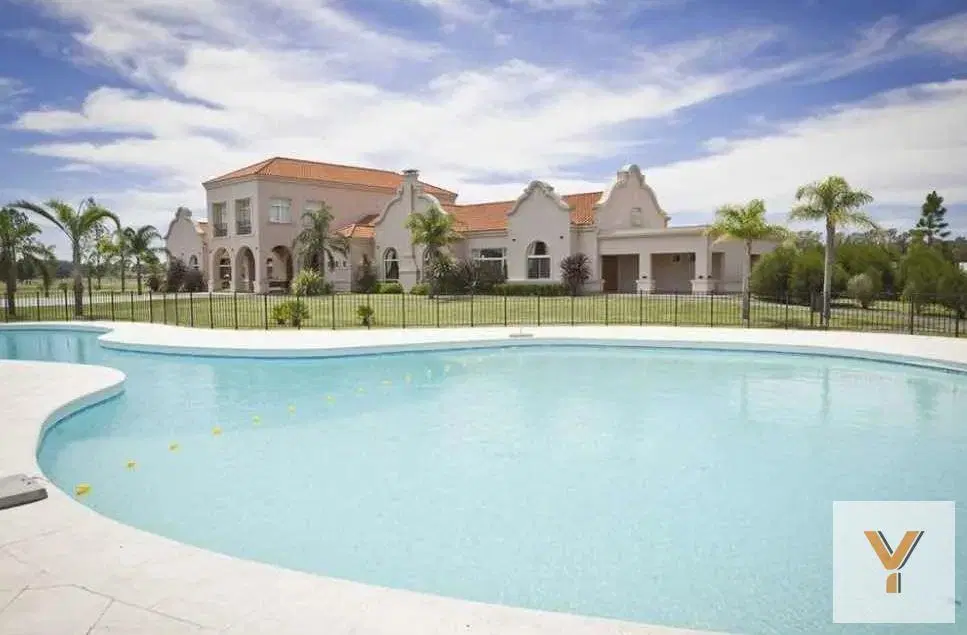Terreno en venta 1400mts2 - Area 60 5