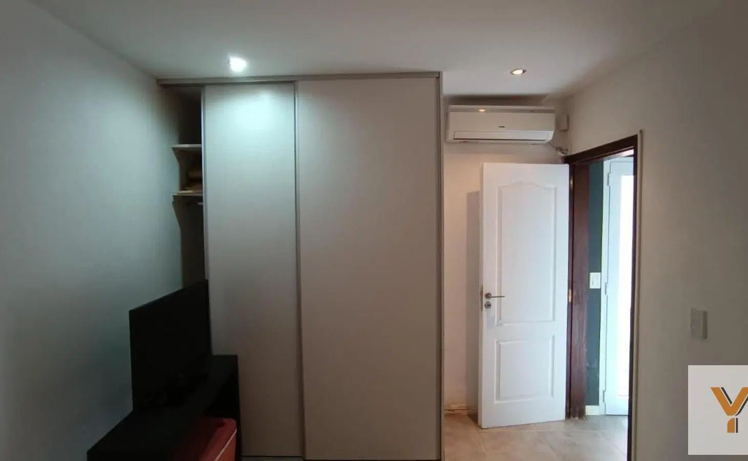 Casa en venta - 4 Dormitorios 2 Baños - Pinamar 8