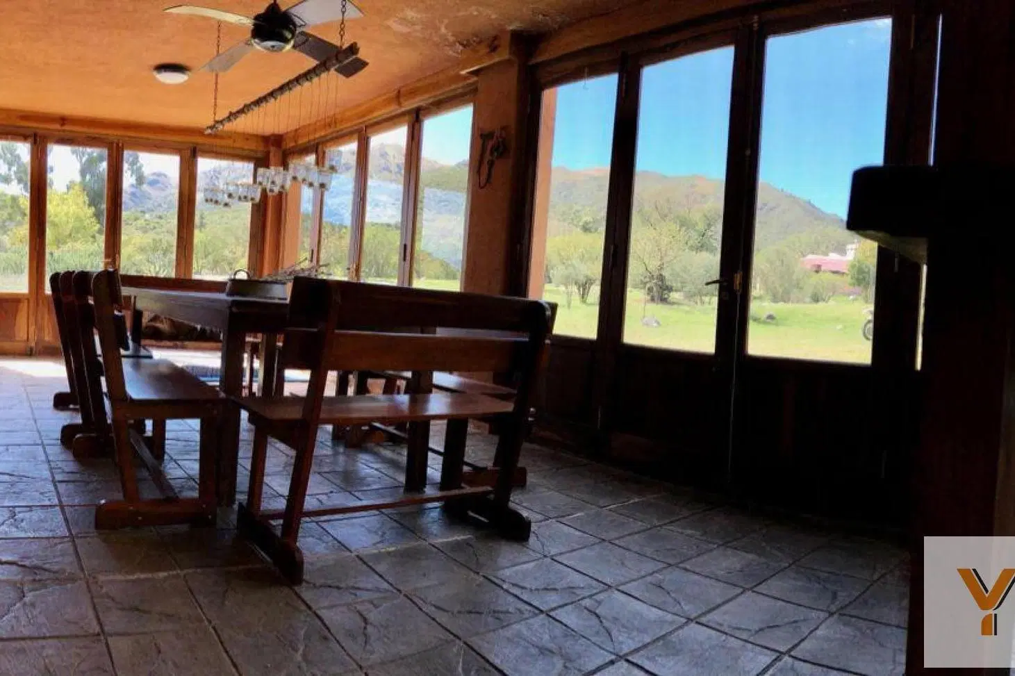 Chacra en venta - 4 Dormitorios 4 Baños - Cochera - 25.000Mts2 - Córdoba 4