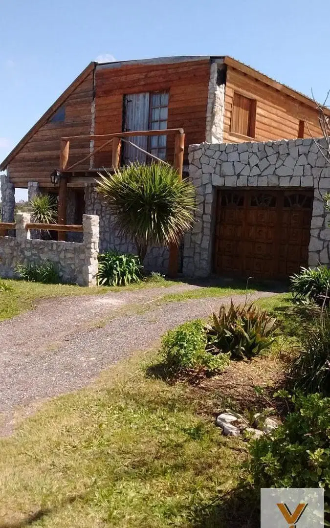 Casa en alquiler temporario - 3 Dormitorios 2 Baños - Cochera - Chapadmalal 4