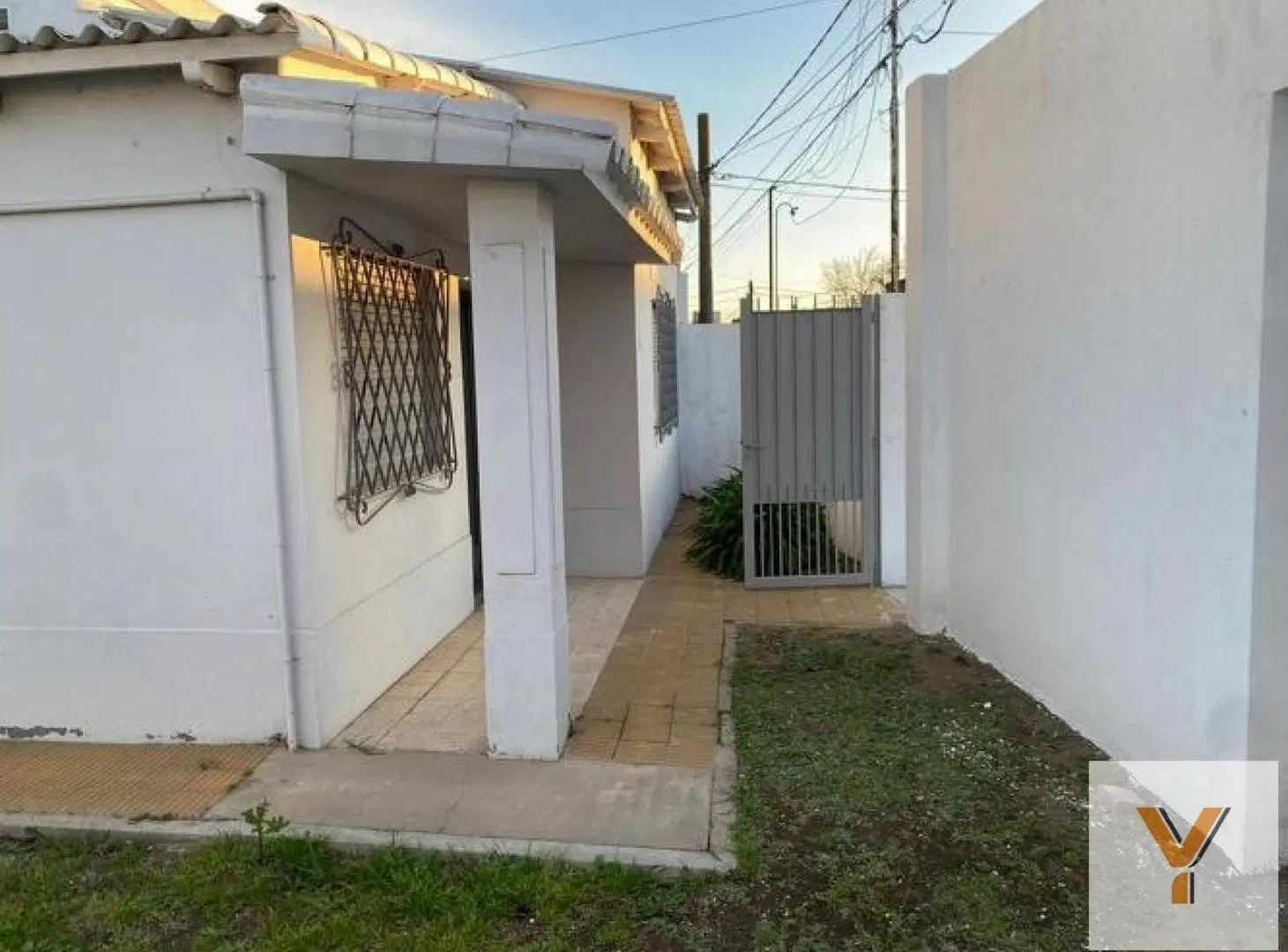 Casa en venta - 2 Dormitorios 1 Baño - Pergamino 5