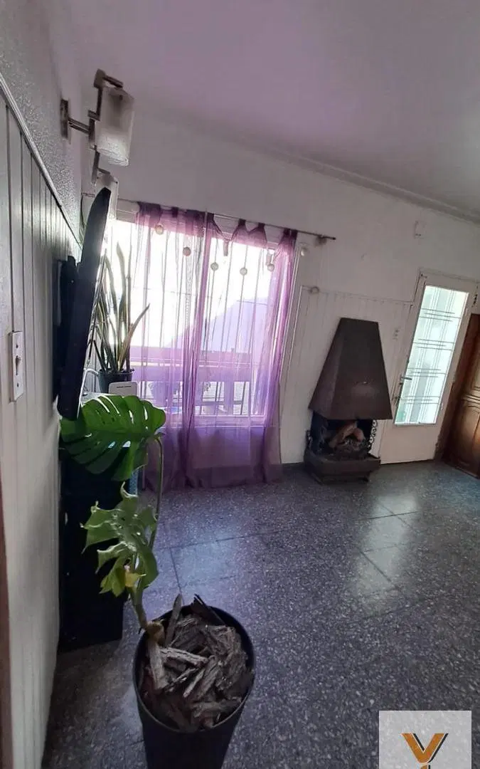 Casa en Venta - 3 Dormitorios 1 Baño - 420mts - Ensenada 5