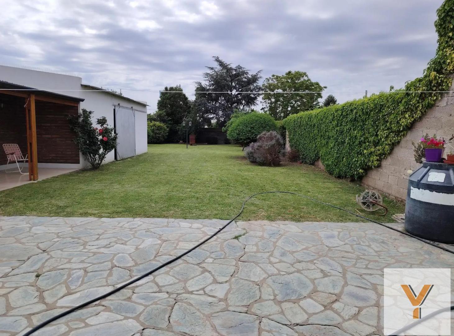 Casa en Venta - 4 Dormitorios 2 Baños - 812mts - Saavedra