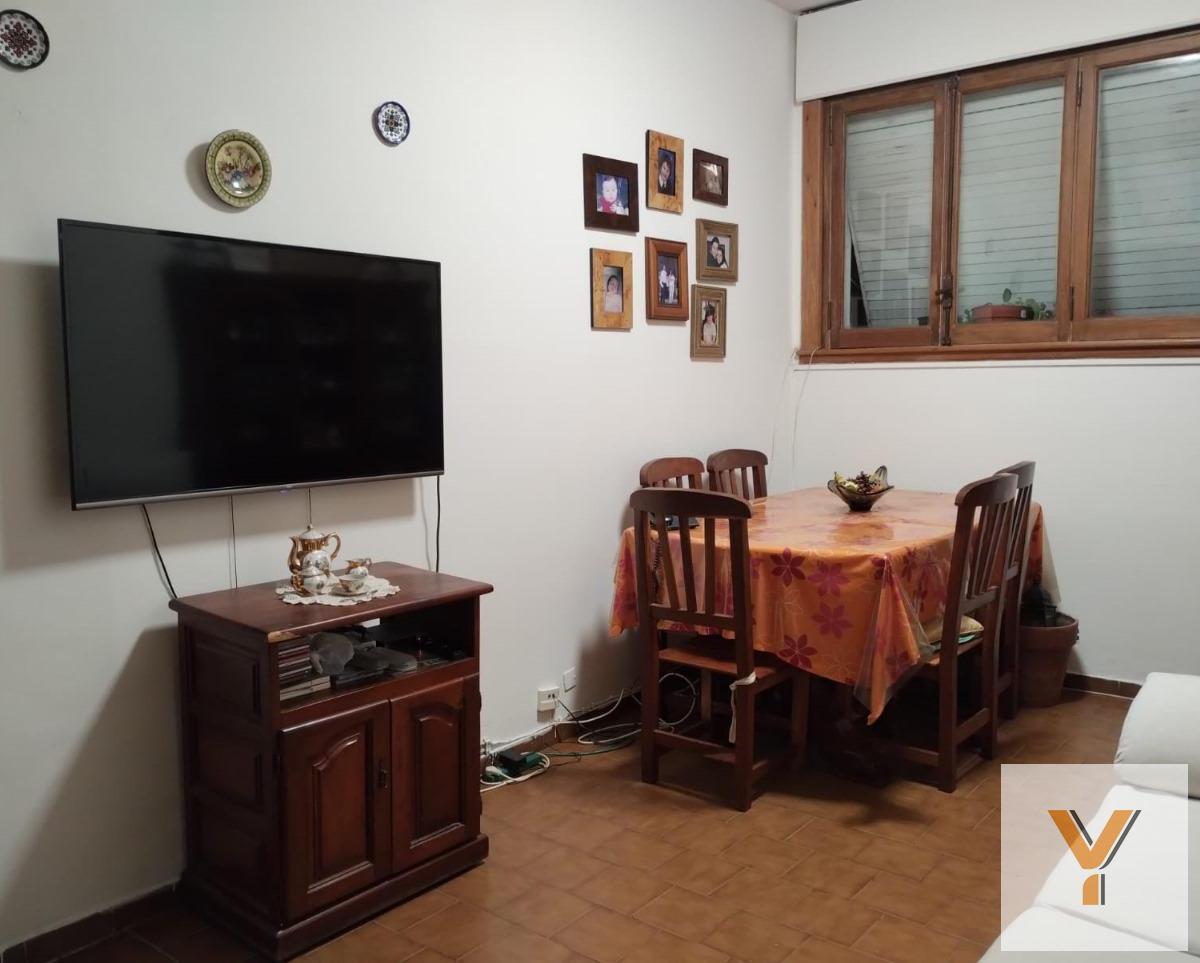 Departamento en venta - 2 Dormitorios 1 Baño - 52Mts2 - Coghlan