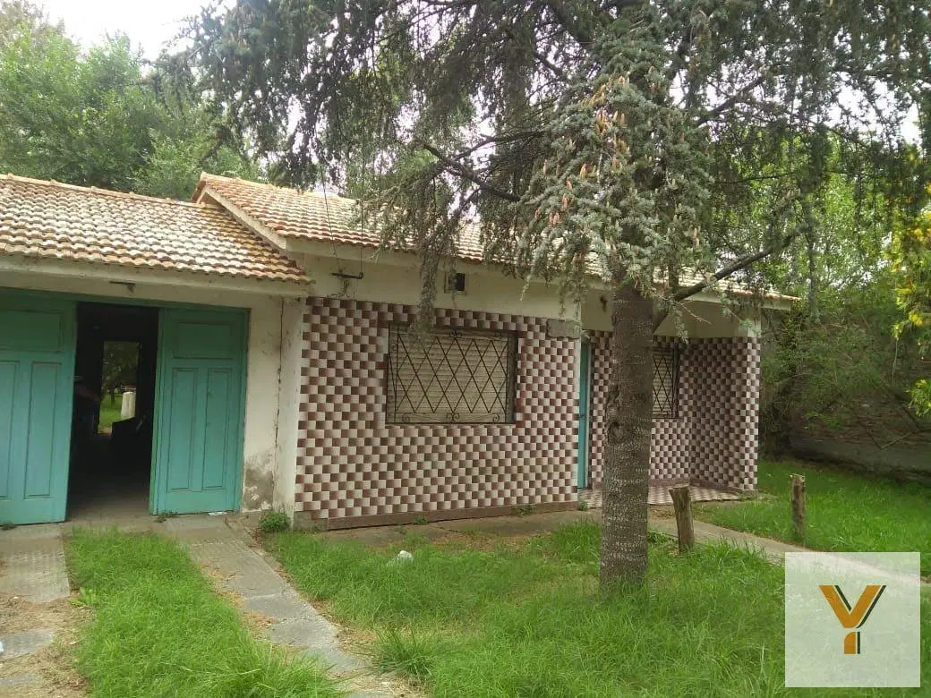 Casa en venta - 3 Dormitorios 2 Baños - Cochera - 560Mts2 - Mar del Tuyú 1