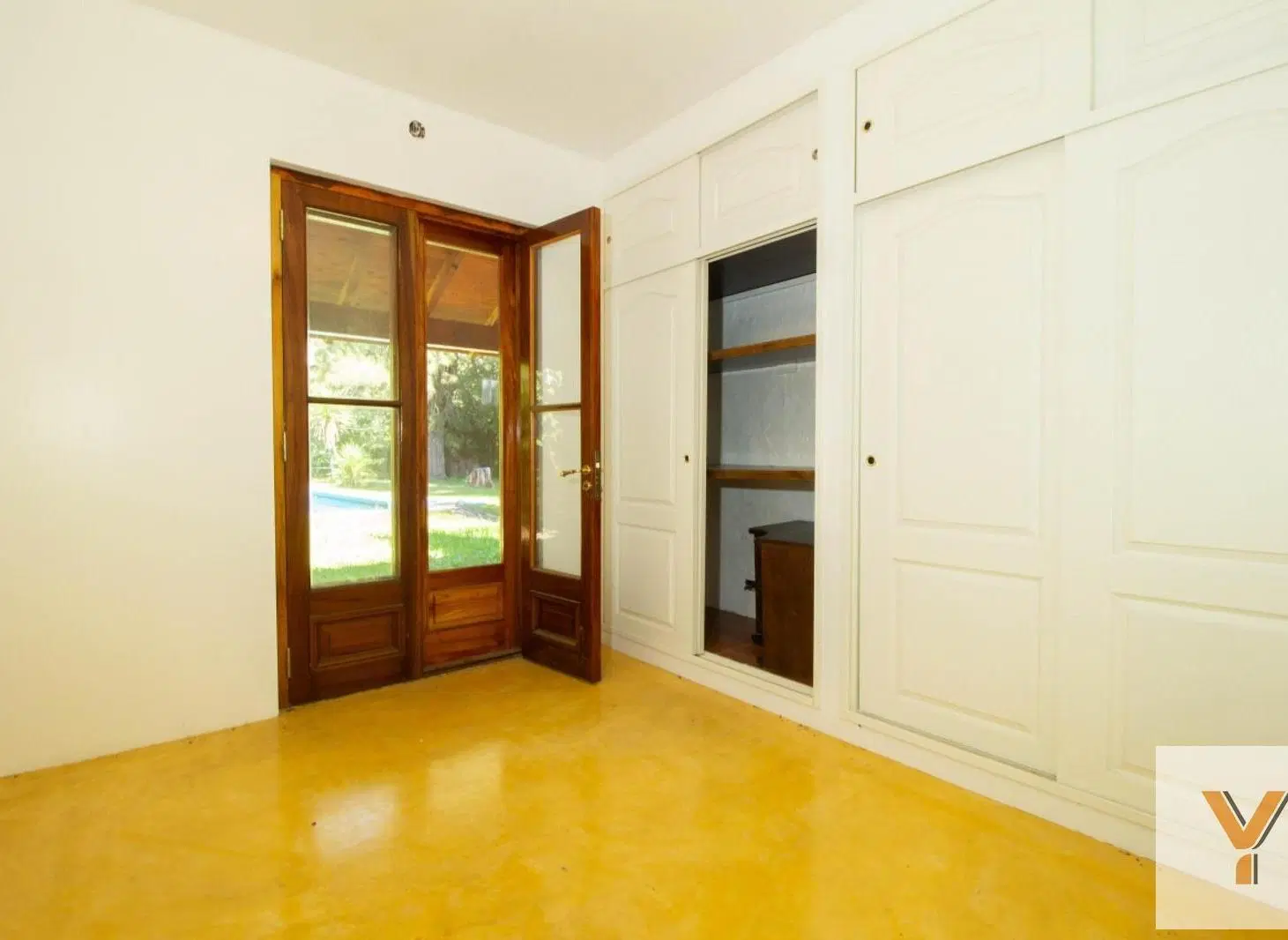Casa en venta - 2 Dormitorios 2 Baños - La Lonja 5