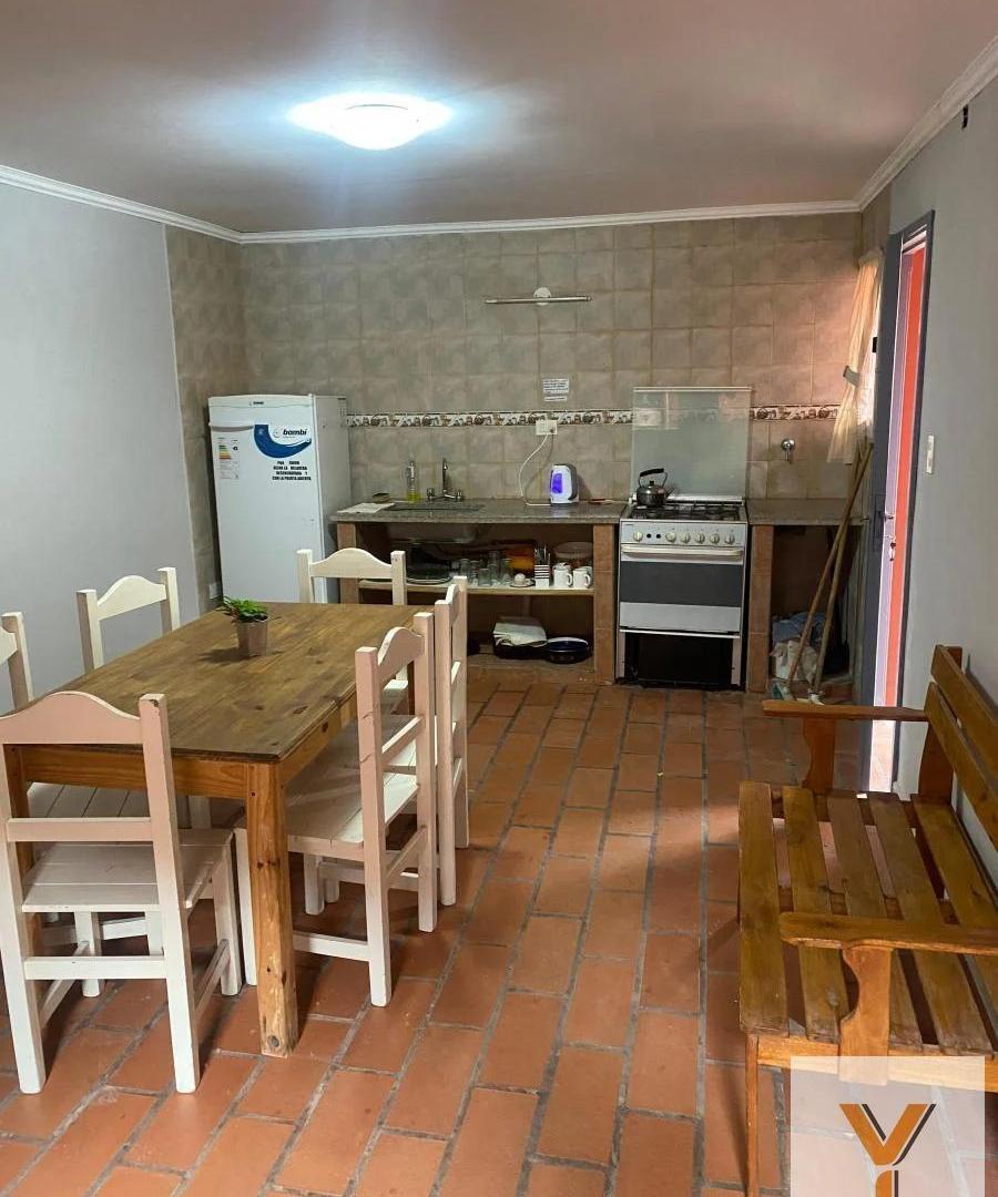 Foto de Casa en venta - 2 Dormitorios 1 Baño - 480Mts2 - Claromecó, imagen 2