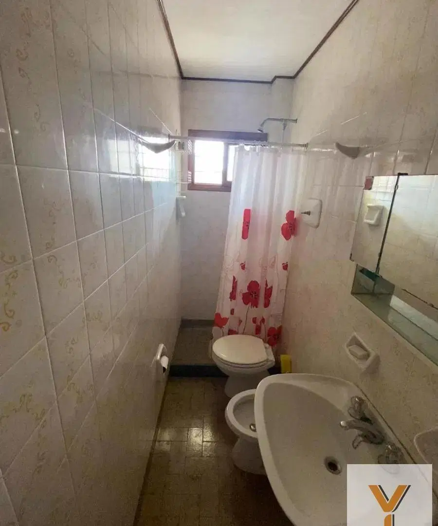 Departamento en venta - 2 Dormitorios 1 Baño - Cochera - 50Mts2 - Villa Gesell 5