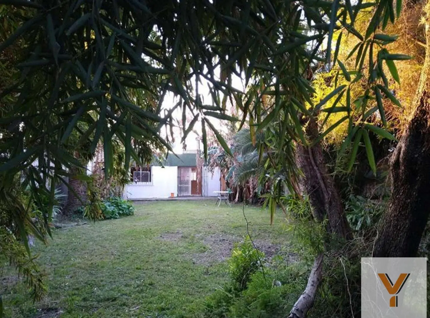 Casa en venta - 2 Dormitorios 1 Baño - 500Mts2 - Ituzaingó 5