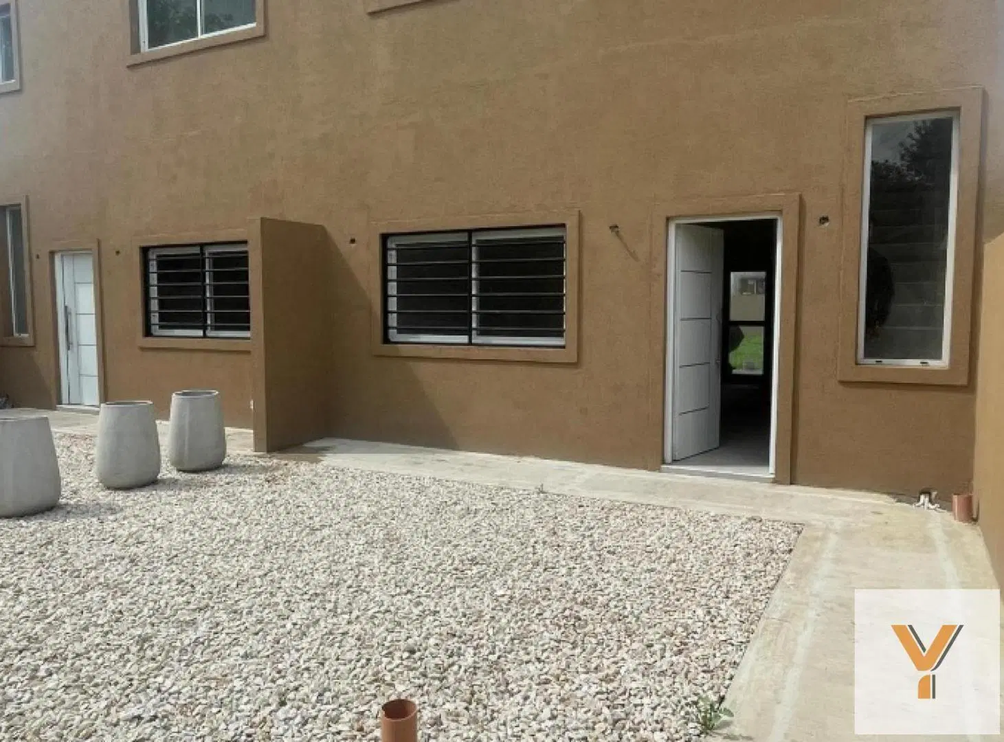 Dúplex en venta - 2 Dormitorios 2 Baños - Cochera - 238Mts2 - Pilar 5