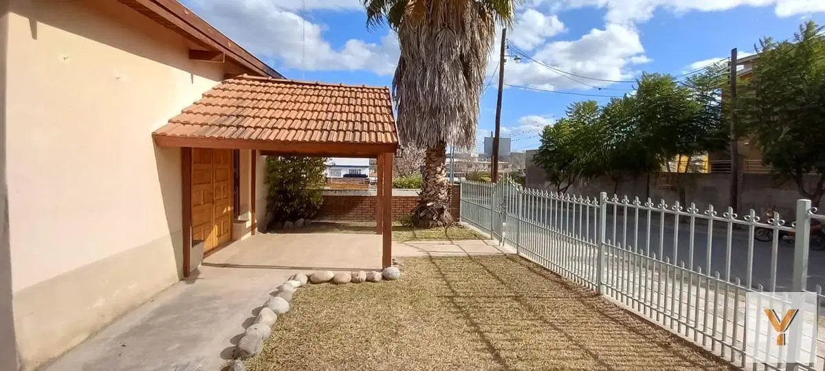 Edificio Comercial en venta - 2 baños - 138mts2 - General San Martin 3