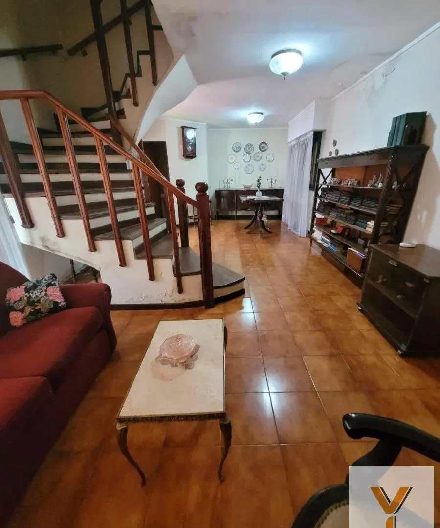 Casa en venta - 2 Dormitorios 2 Baños - Cochera - 97Mts2 - La Plata 5