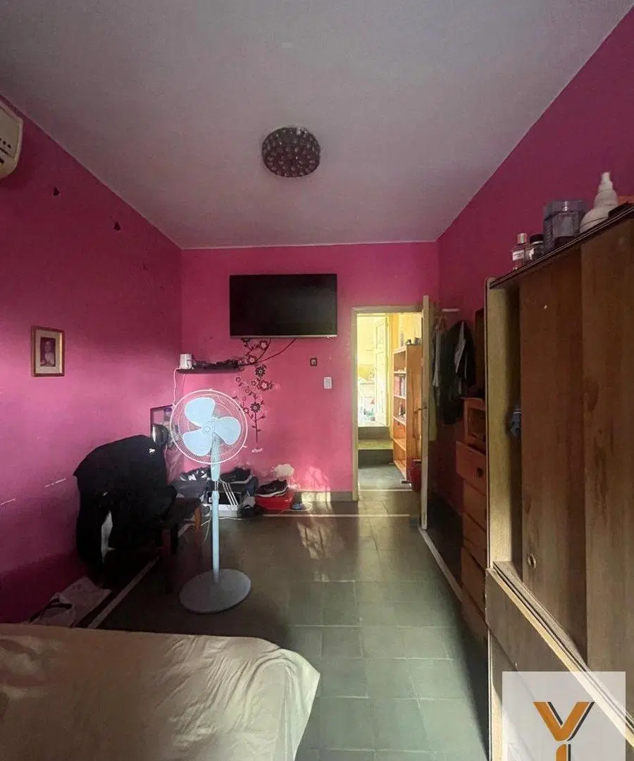 Casa en venta - 4 Dormitorios 2 Baños - 233Mts2 - Cochera - Córdoba Capital 2