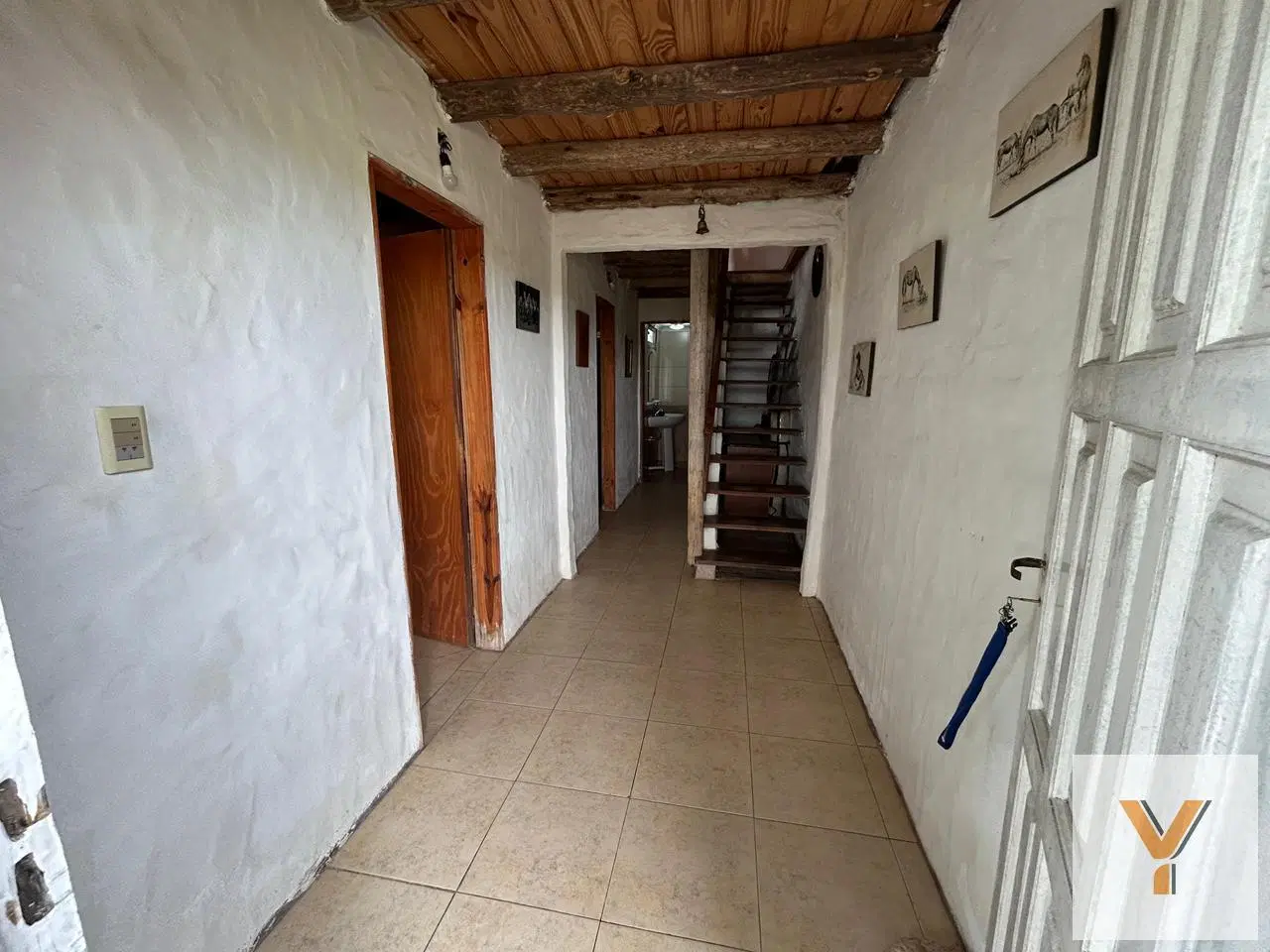 Casa en venta - 2 Dormitorios 2 Baños - Cochera - 300Mts2 - Mar de Cobo 5