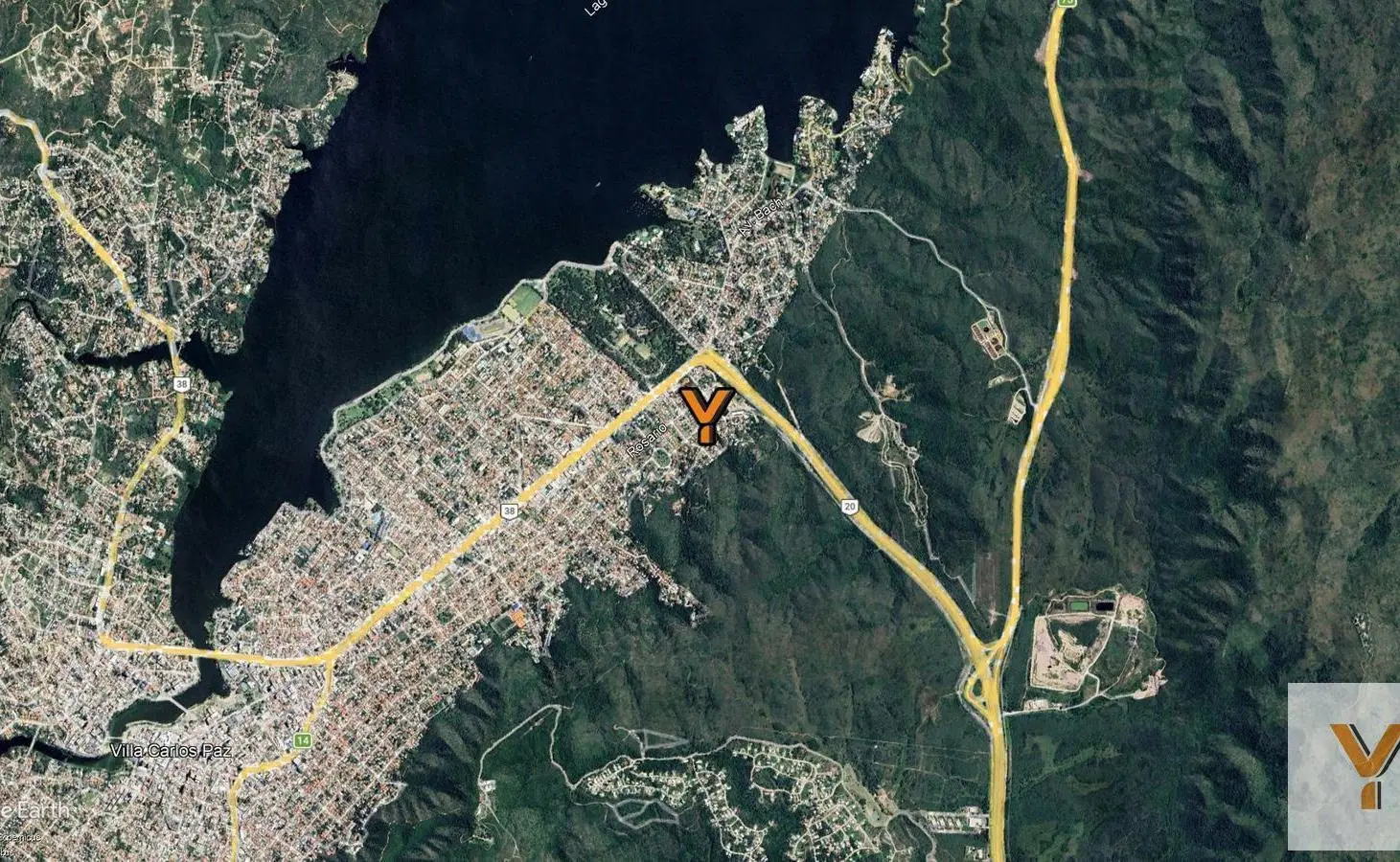 Casa en venta - 4 Dormitorios 4 Baños -Villa Carlos Paz 5