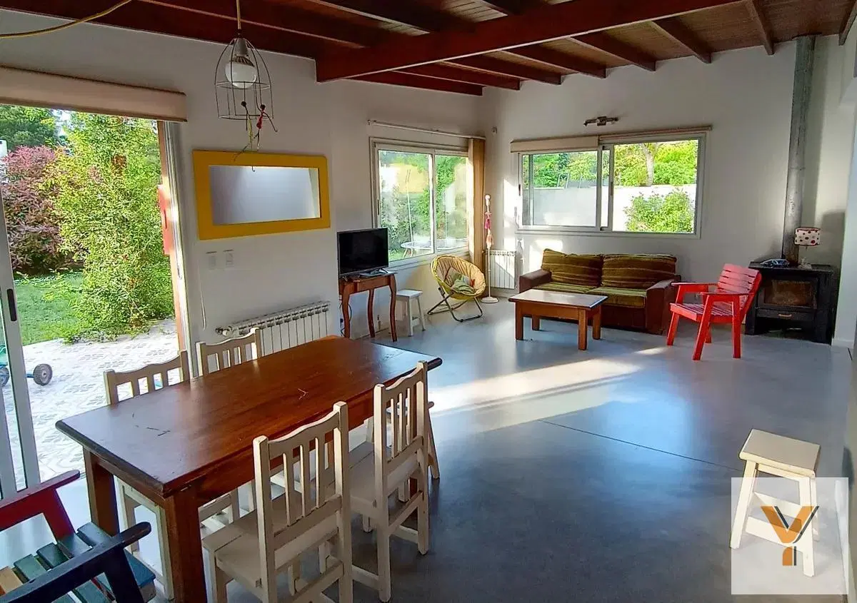 Casa en venta - 2 Dormitorios 2 Baños - Cocheras - 450Mts2 - Santa Clara del Mar 3
