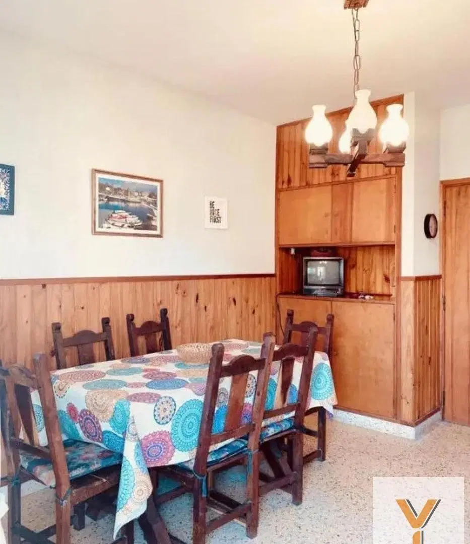 Departamento en venta - 2 Dormitorios 2 Baños - Villa Gesell 4